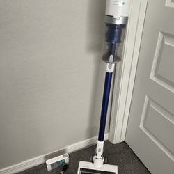 Anker Eufy HomeVac S11 Reach, Handstick Vaccum Cleaner