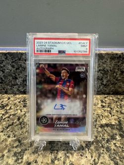 2023-24 Topps Stadium Club Chrome Lamine Yamal RC Rookie Auto PSA 9