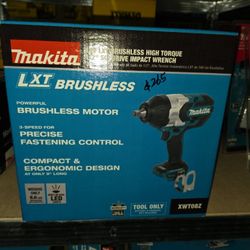 Makita
18V LXT Lithium-Ion Brushless Cordless High Torque 1/2 in. 3-Speed Drive Impact Wrench (Tool-Only)