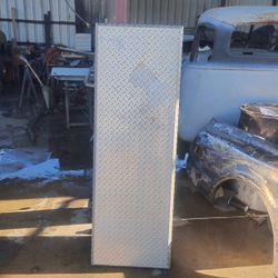 Caja De Aluminio De Herramienta Para Una Troca GMC