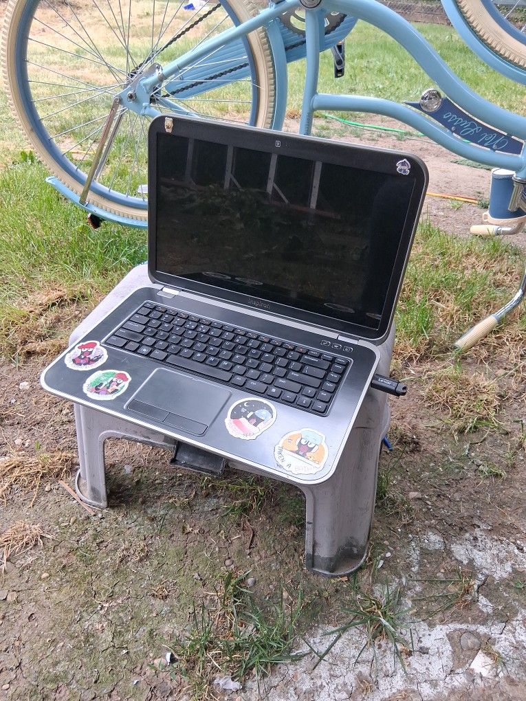 Dell Inspiron Laptop