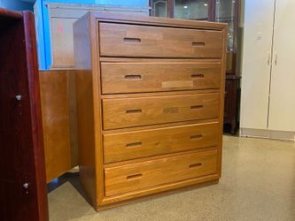 Warm Blonde 5-Drawer Dresser w/ Router Cut Handles