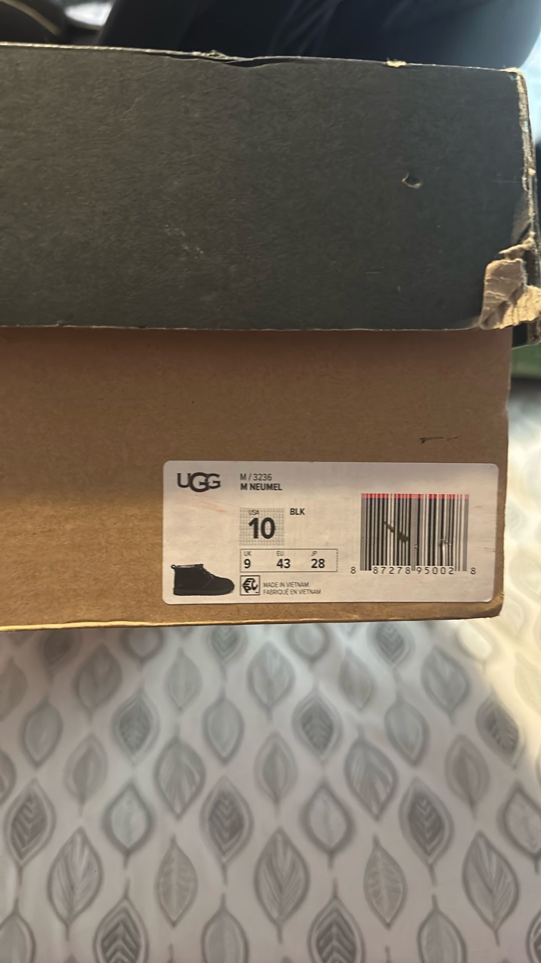 Men Ugg Boot Neumel