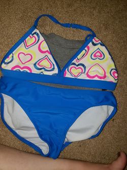 Girl's swimsuit