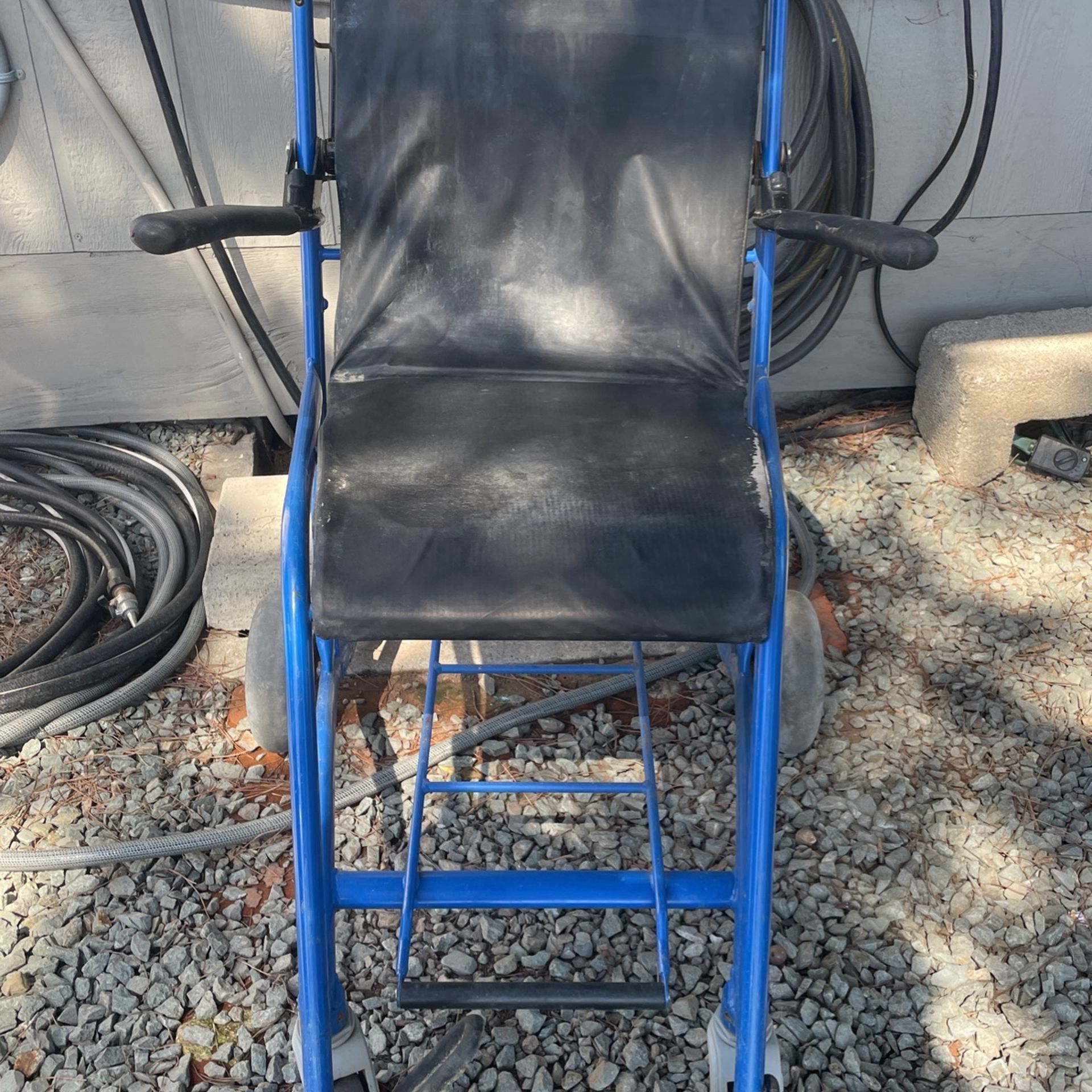 Staki Push Wheelchair