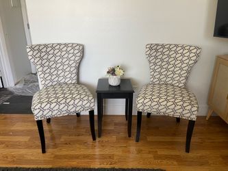 2 accent chairs