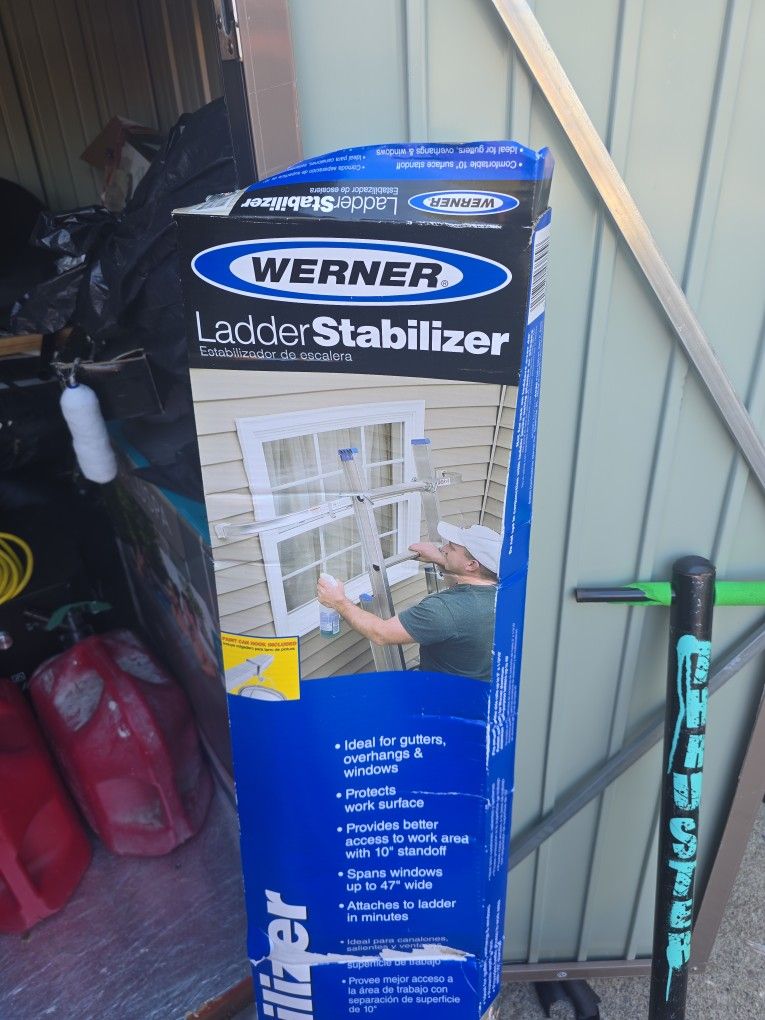 Werner Ladder Stabilizer