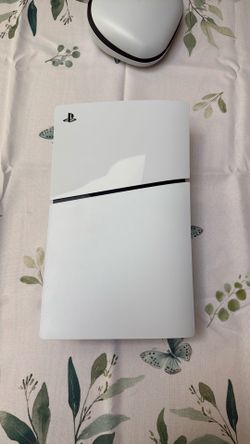 PS5 Disc version with PS5 Pro controller and headset