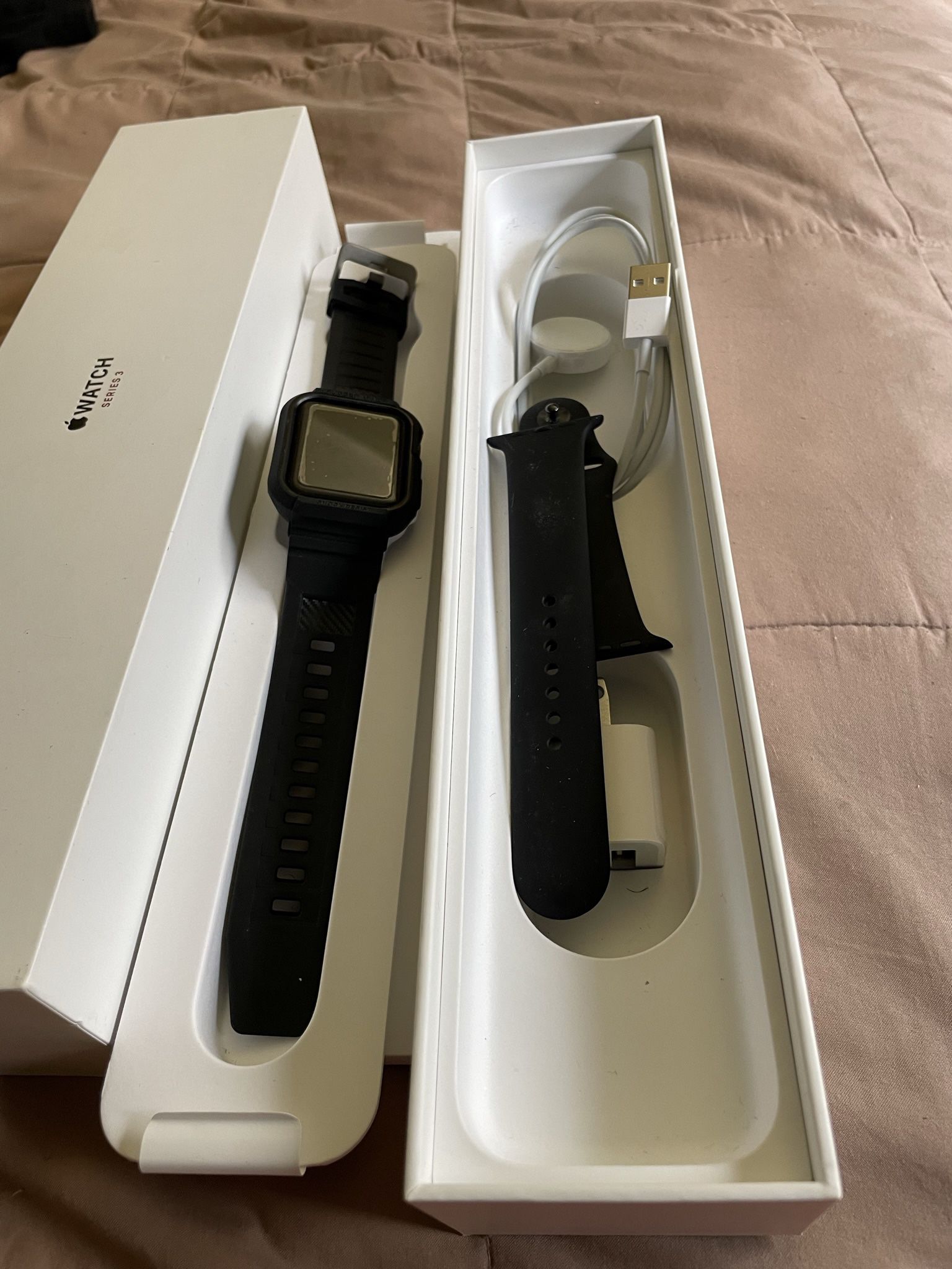 Apple Watch Series 3 GPS + Cellular, MM   Space Gray