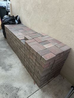 550 Heavy Duty Bricks for driveway, patios or sidewalks $400