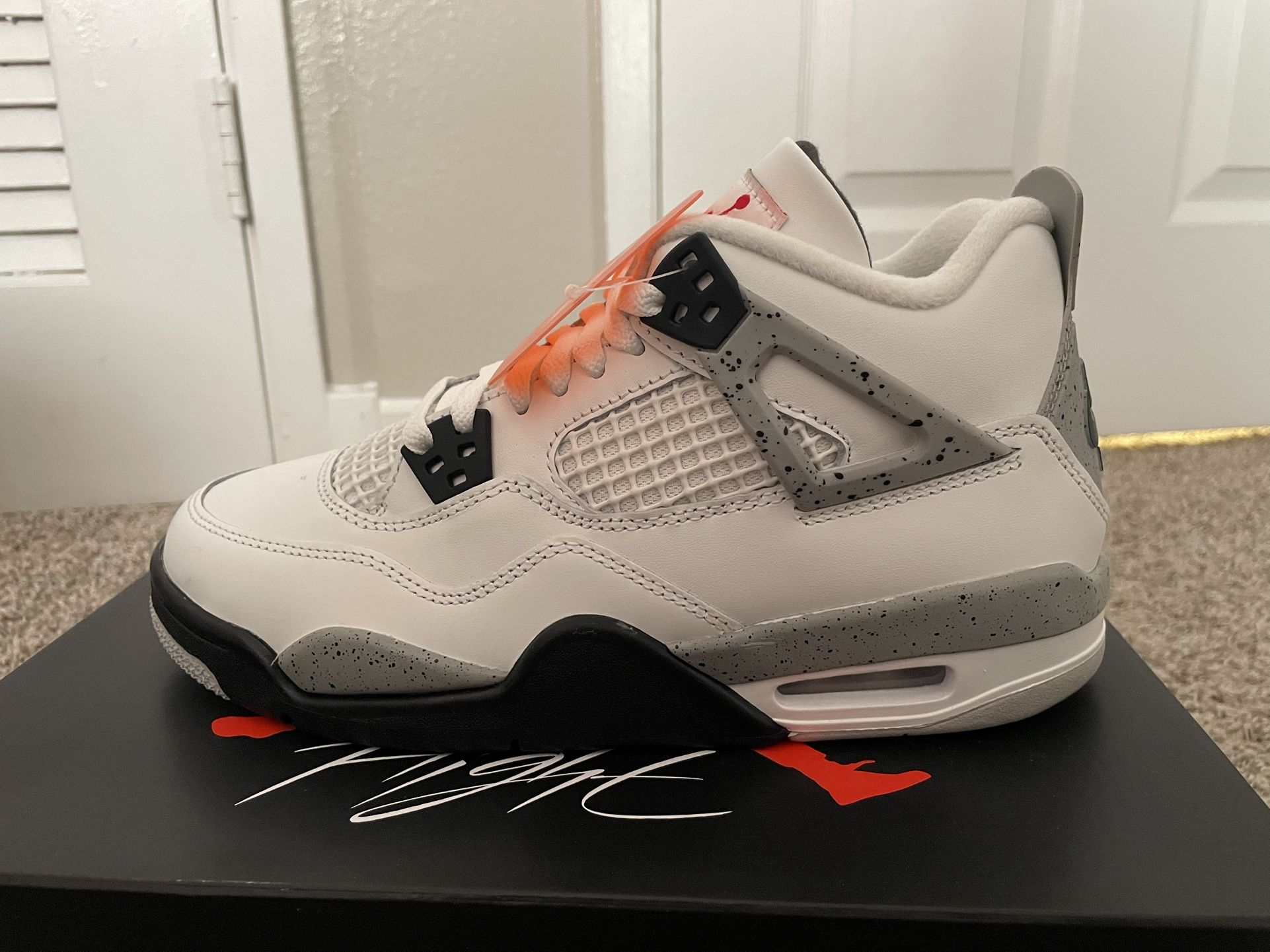 Jordan 4 White Cement 6.5y