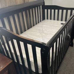 Baby Crib 