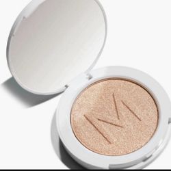 MADLUVV Highlight Me Highlighter Euphoria color In A Box