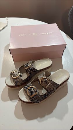 Chinese laundry Women’s sandals