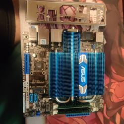 AT5ION-I Dual core Intel Atom D525 CPU 4GB of Memory