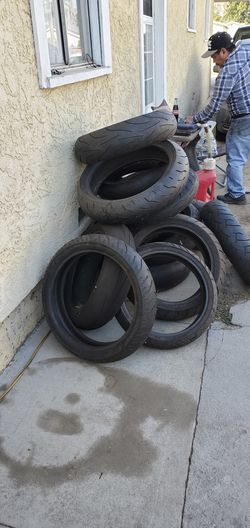 Motorcycle tires