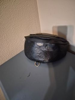 Black Fanny pack