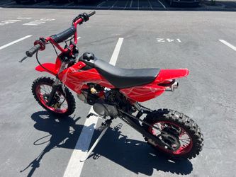 Coolster 110cc dirtbike $450 firm  today