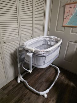 Ingenuity Dream & Grow Bedside Baby Bassinet 2-Mode Crib