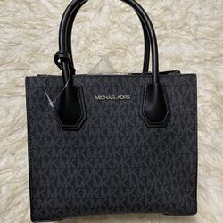 Michael Kors crossbody bag