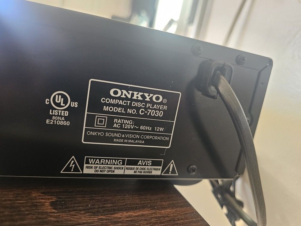 Onkyo C-7030 CD Player