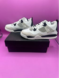 * Jordan 4 Military Black 13C