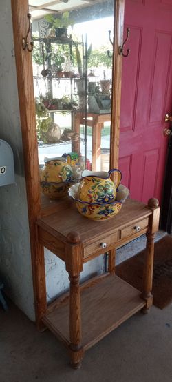 Solid Oak Hall Tree with Spinach Style Pitcher and Basin