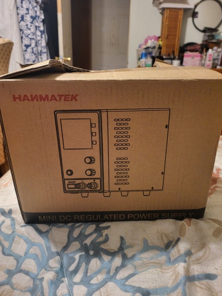 DC REGULATED POWER SUPPLY