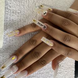 Nails 