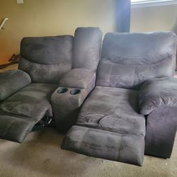 Couch (Recliner)