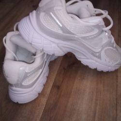 Worn Twice Indoors Women's 7 $60/OBO