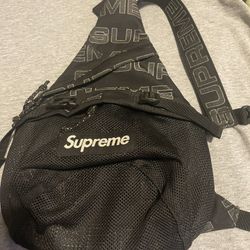 Supreme Sling Bag 2021