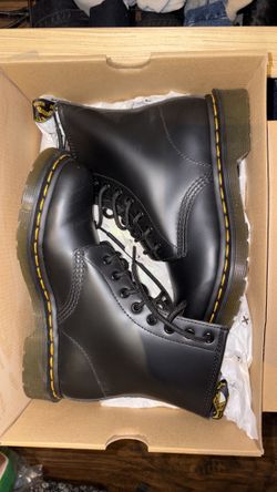 Dr.Martens