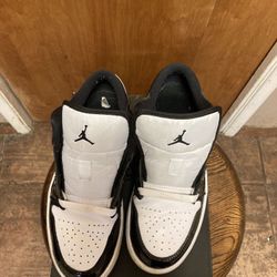 Jordan 1 Low Concord 