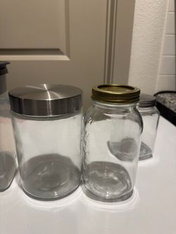 Glass jar