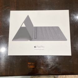 iPad Pro (12.9-inch) Smart Keyboard 