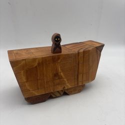 STAR WARS Disneyland GALAXY’S EDGE Wooden Sandcrawler with Jawa