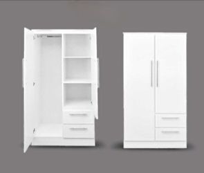 COMPACT WARDROBE // ARMARIO COMPACTO