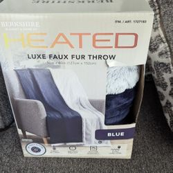 NEW Berkshire Heated Faux Fur Throw Blanket - Blue 