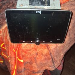 Boss TV Screen Deck With Rear Back Up Camara