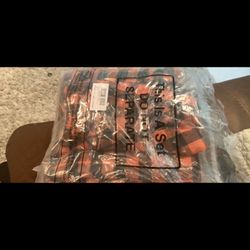 Halloween Tablecloth Rectangle With Napkins And Spider Napkin Holders. Brand New In Packaging 