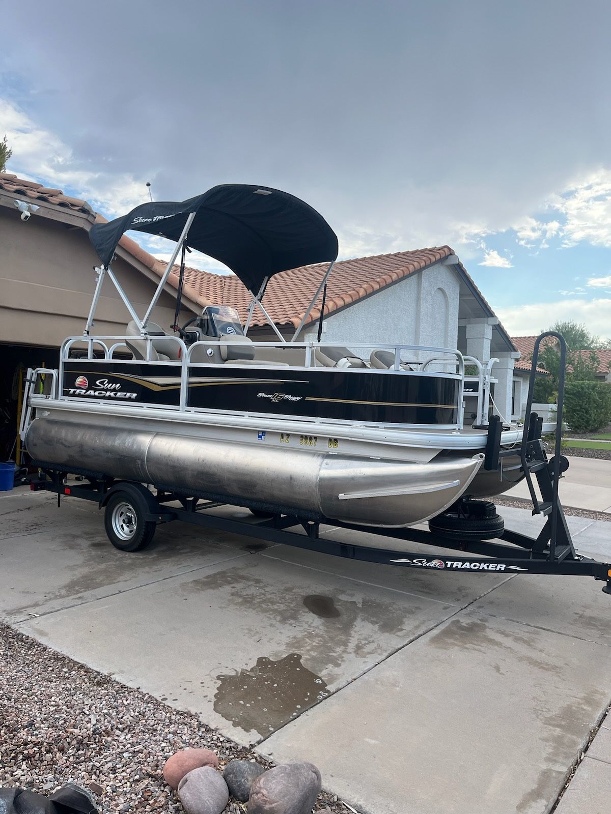 2022 Sun Tracker Bass Buggy 16XL