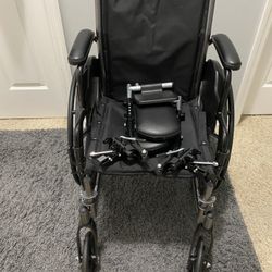 Drive / Wheelchair / Like New