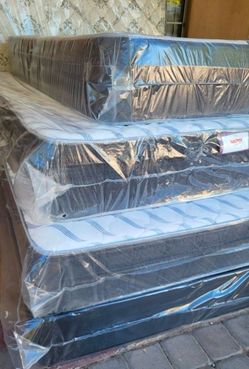 Mattresses King Queen Full Twin