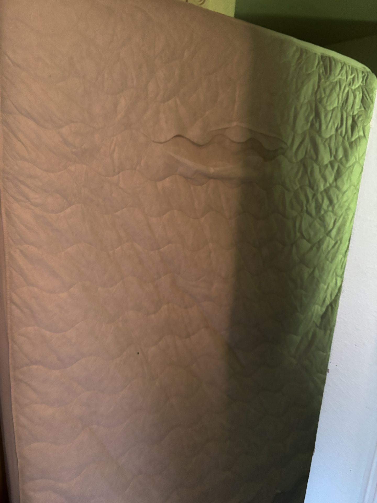 Queen Size Mattress & Box Spring