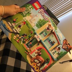 Lego Friends Vet Clinic 
