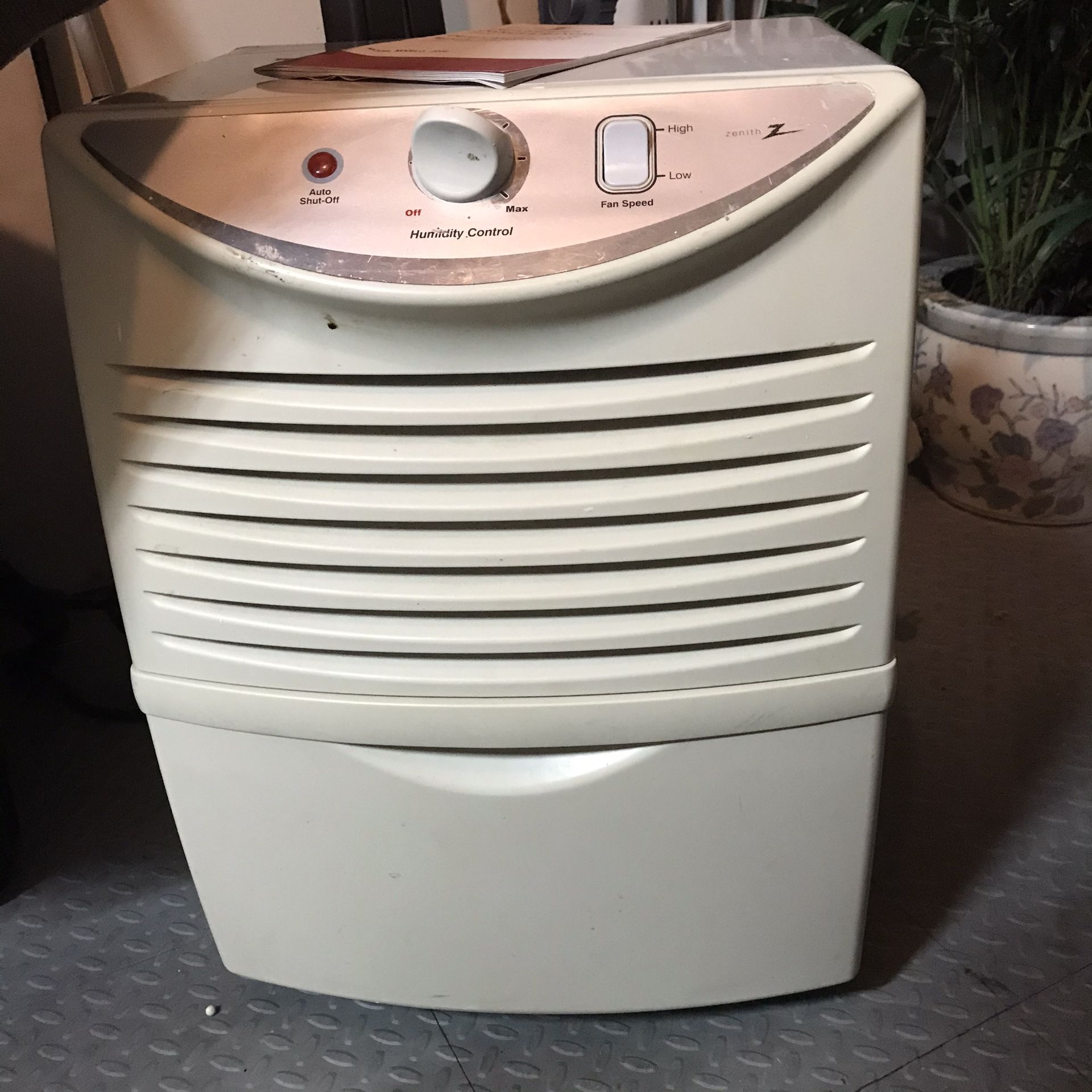 Dehumidifier