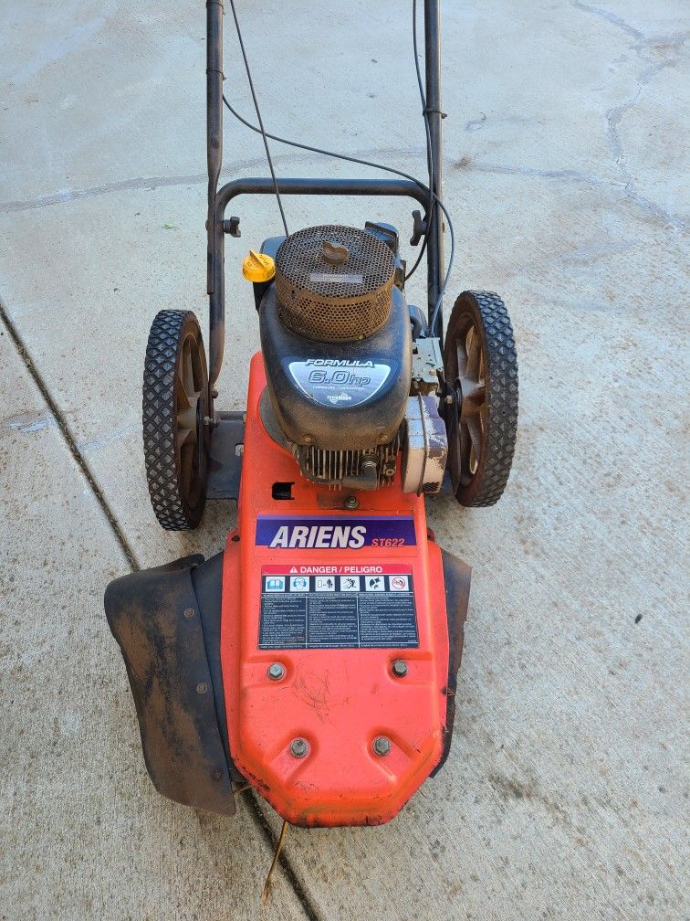 ARIENS String Trimmer ST622