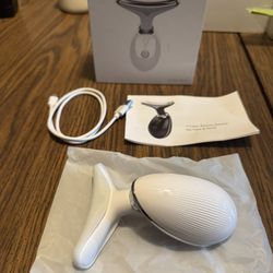 True Beauty Glow Light 