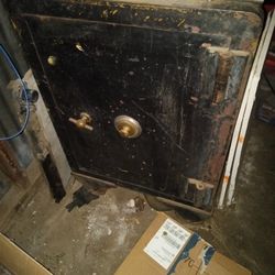 1800's Heavy Bank Safe